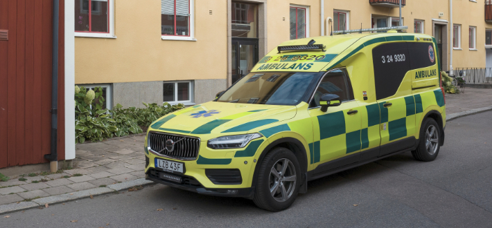 Fler ambulanssjukvårdare vill öppna journaler vid utryckningar